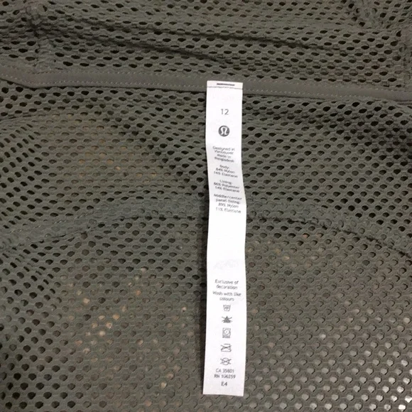 NWT Lululemon Relaxed Fit Mesh Jacket 12sz forest green color - Picture 4 of 7